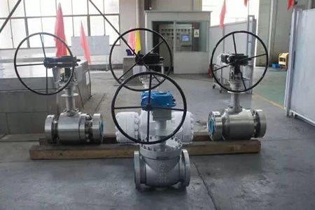 Where are the pneumatic cryogenic ball valves mainly used?